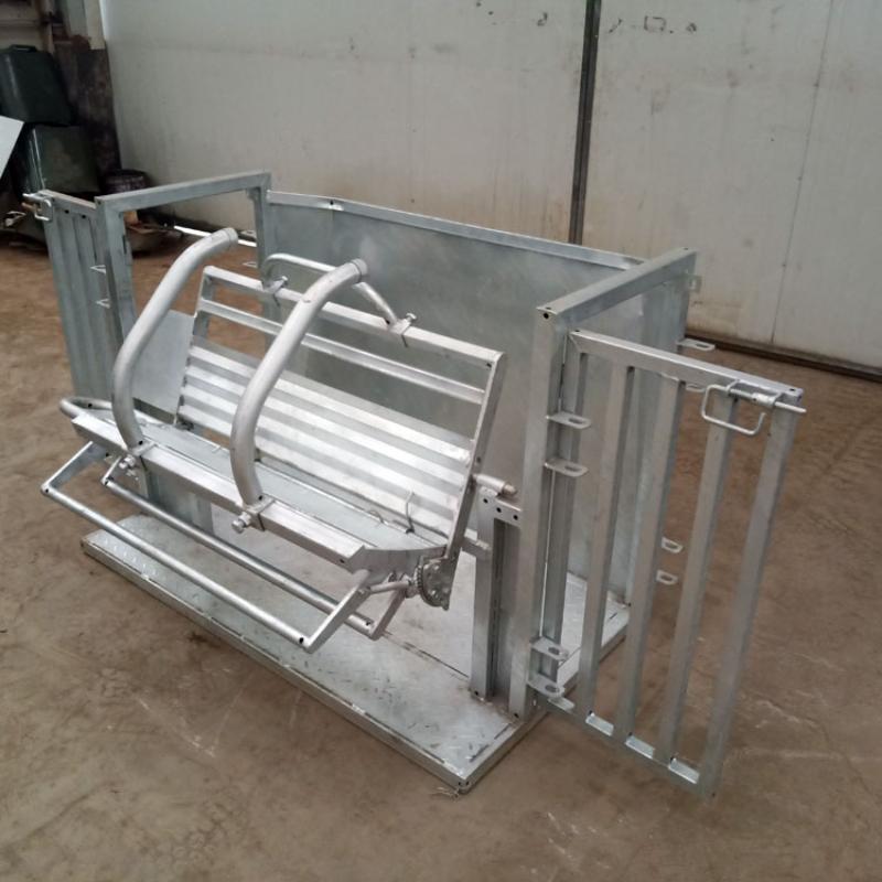 Top Hill Sheep Turnover Crate Catcher Sheep & Goat Handler