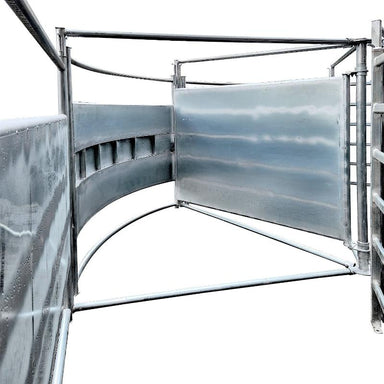 Super Rack Cattle Force Yard inside view